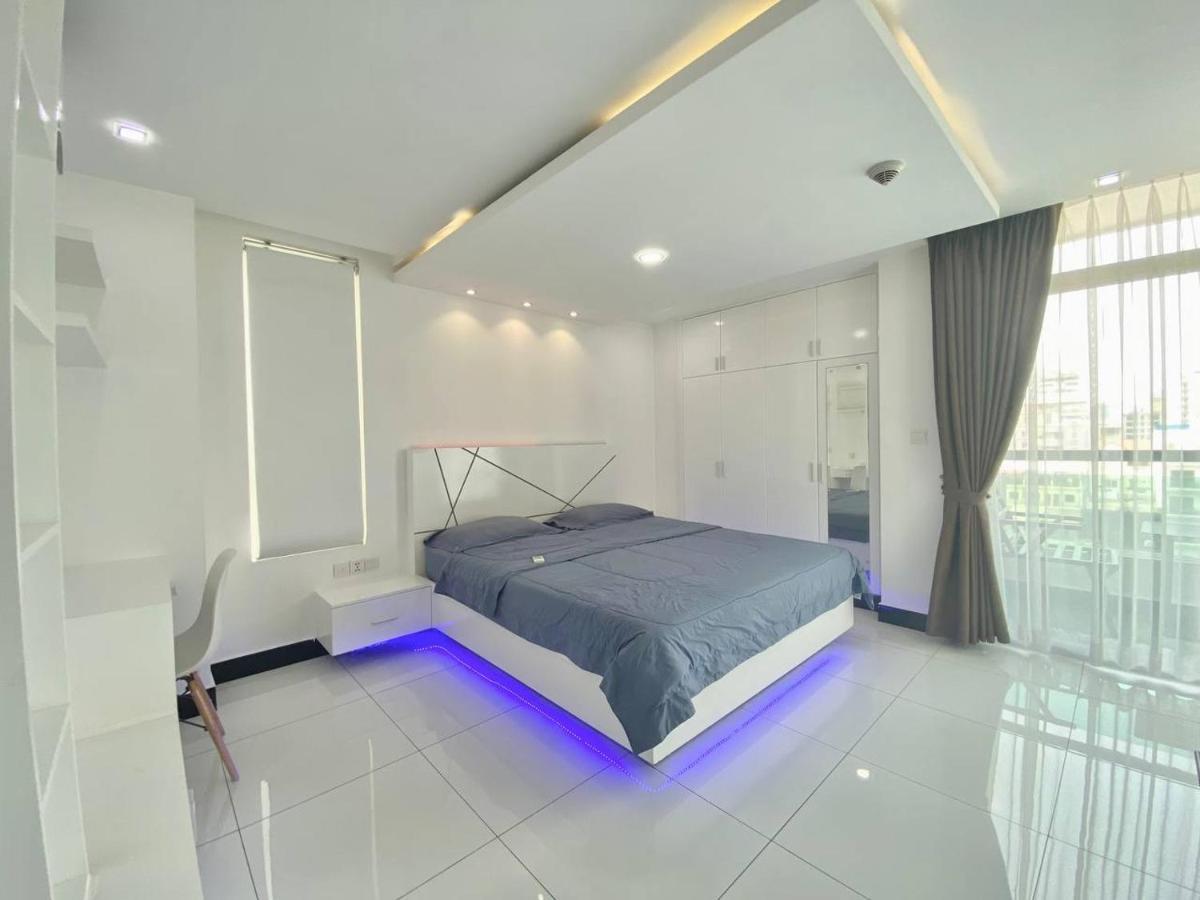 Pth Residence Phnom Penh Esterno foto